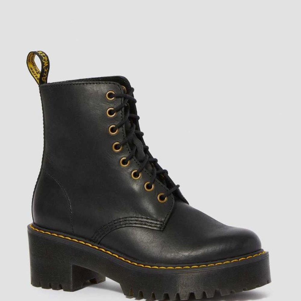 Dr Martens Shriver Hi Women's Boot - New in Box